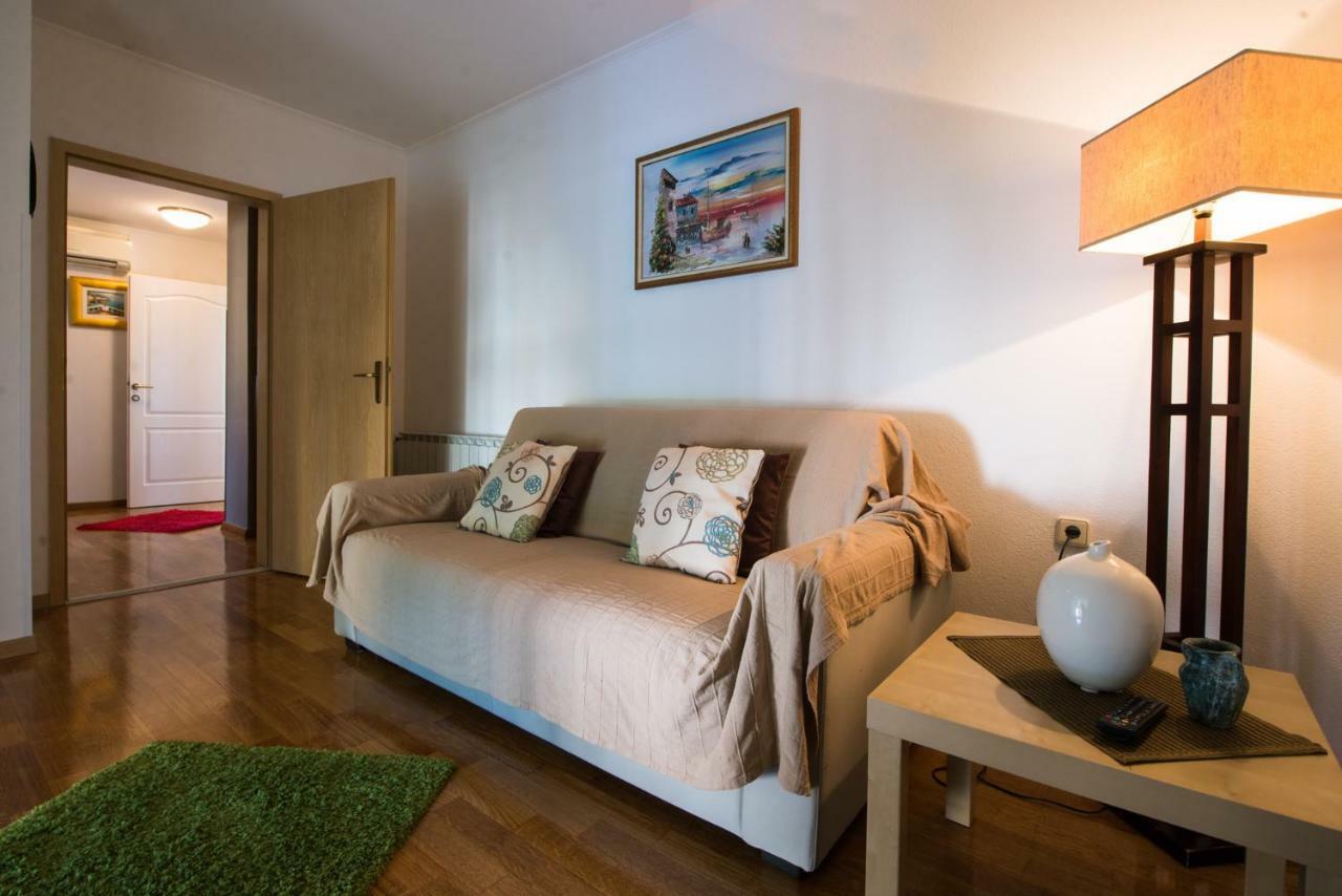 Apartments Tamara Umag Eksteriør billede